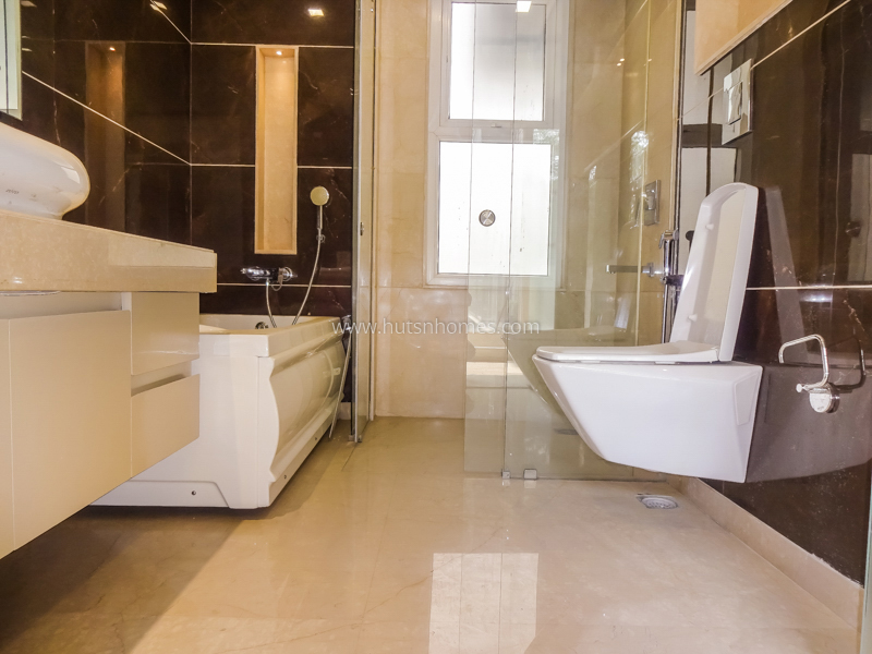 4 BHK Builder Floor For Rent in Defence Colony