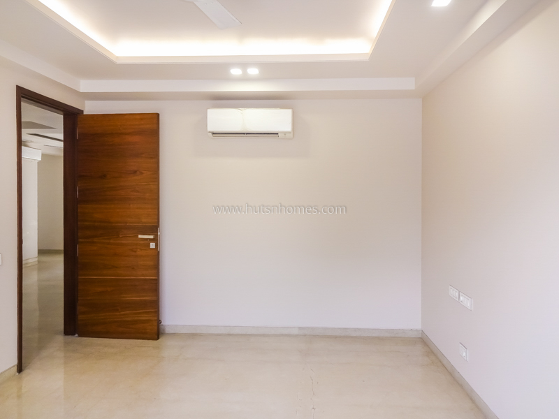 4 BHK Builder Floor For Rent in Defence Colony