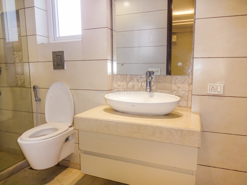 4 BHK Builder Floor For Rent in Defence Colony