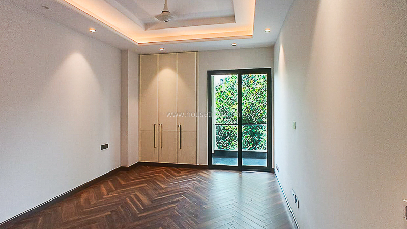 4 BHK Flat For Rent in Defence Colony