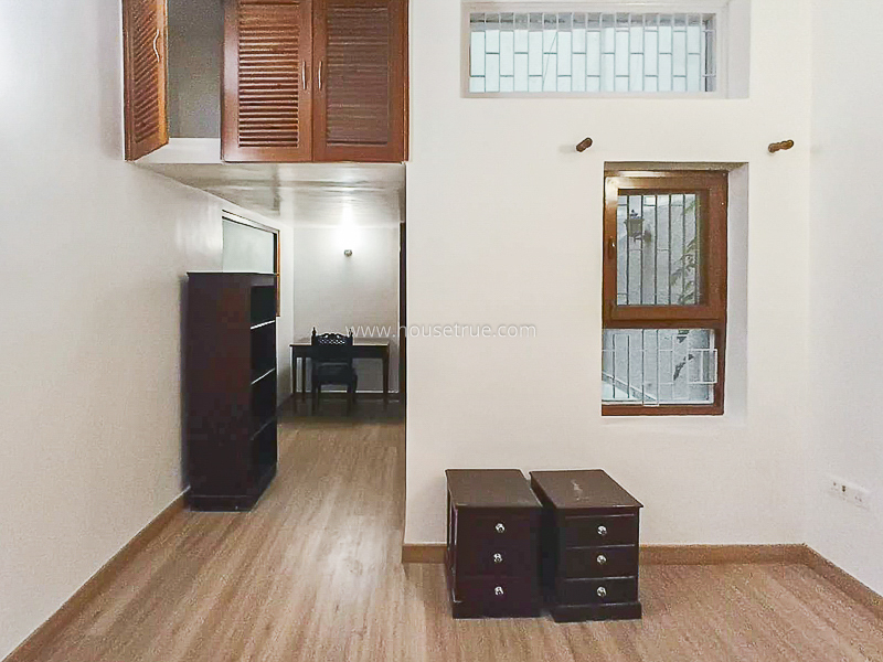3 BHK Flat For Rent in New Friends Colony
