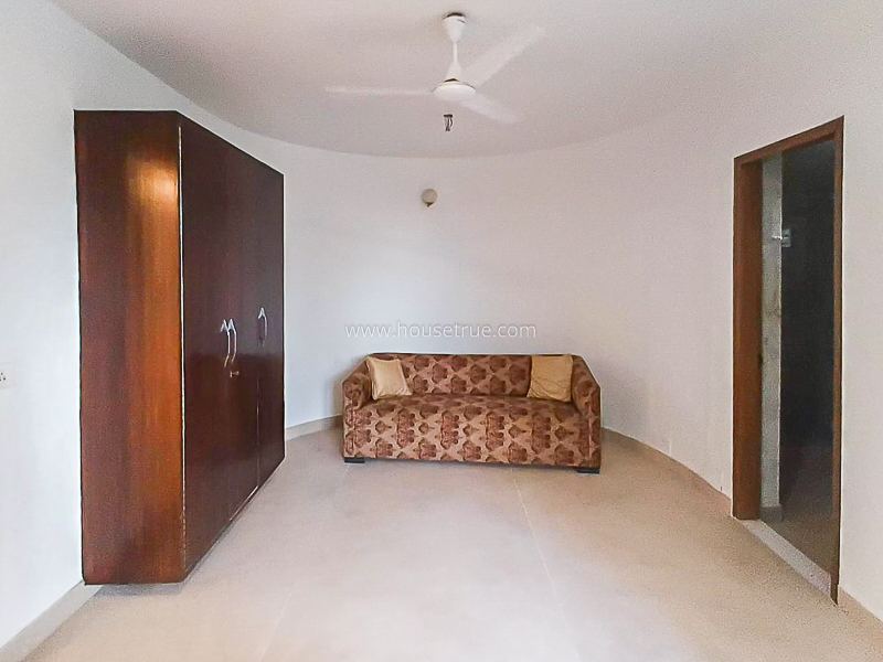 3 BHK Flat For Rent in New Friends Colony