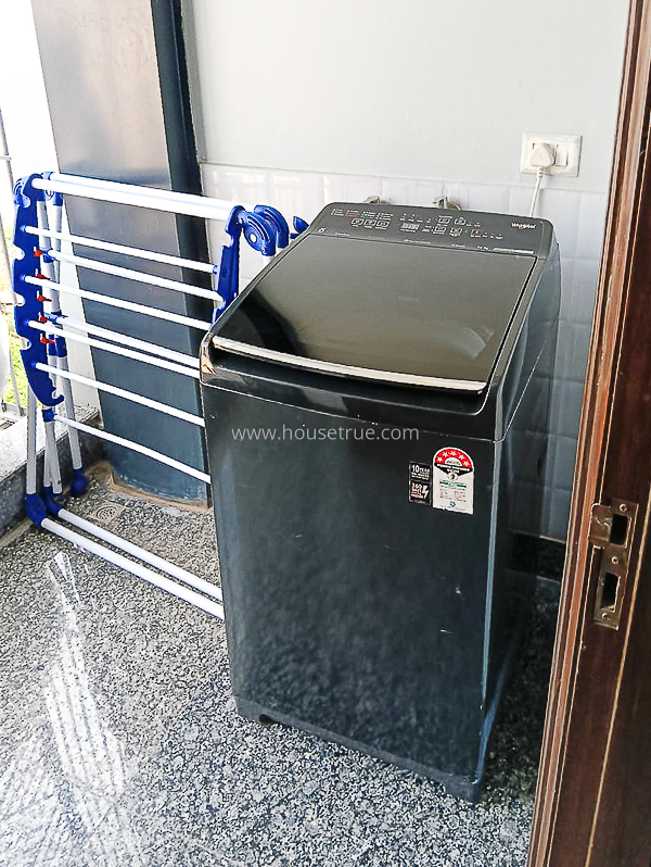 3 BHK Flat For Rent in Safdarjung Enclave