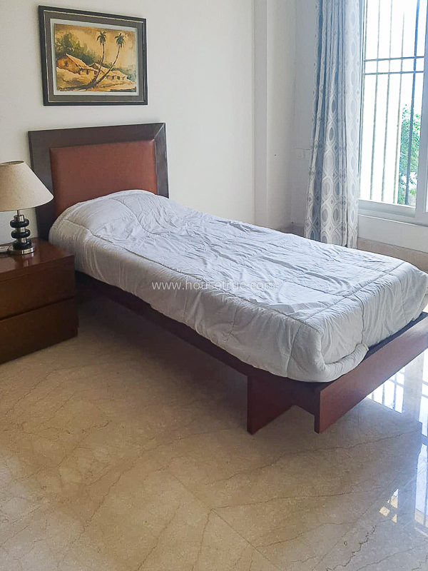 3 BHK Flat For Rent in Safdarjung Enclave