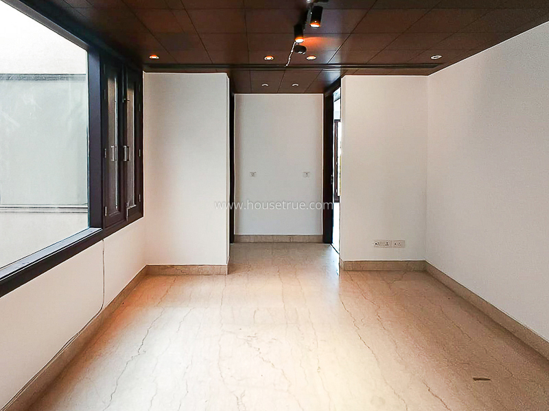 4 BHK Flat For Rent in New Friends Colony