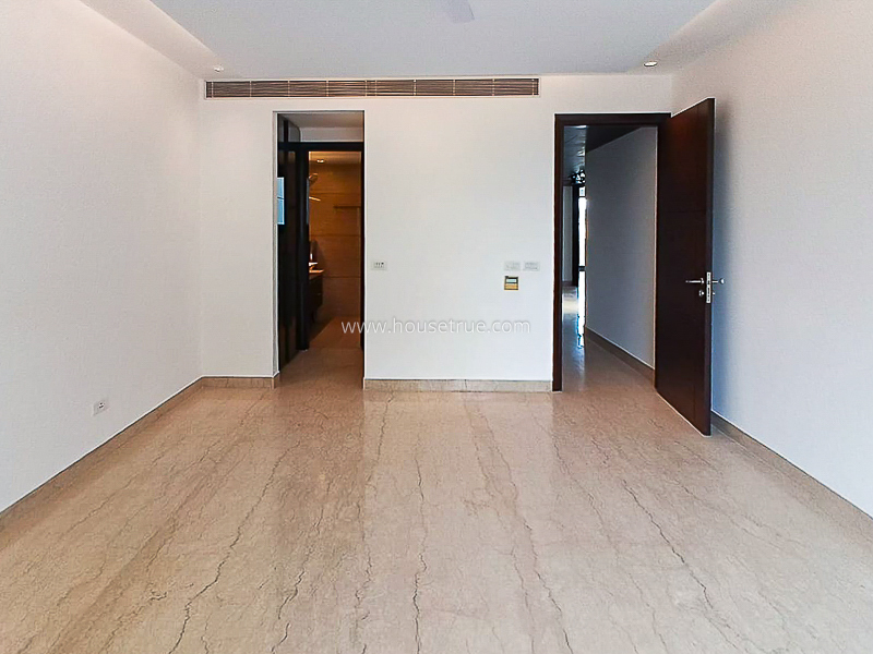 4 BHK Flat For Rent in New Friends Colony