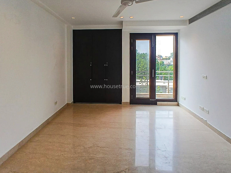 4 BHK Flat For Rent in New Friends Colony