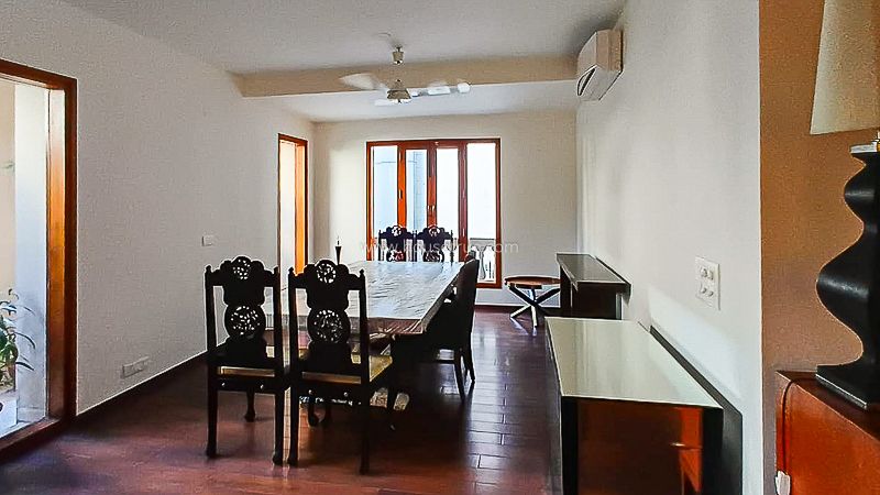 2 BHK Flat For Rent in Defence Colony