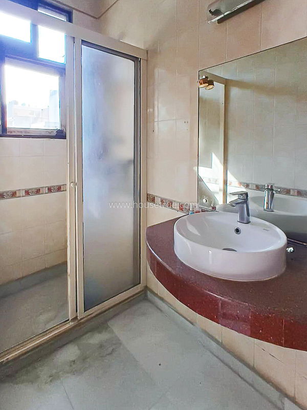 3 BHK Flat For Rent in Greater Kailash Part 2