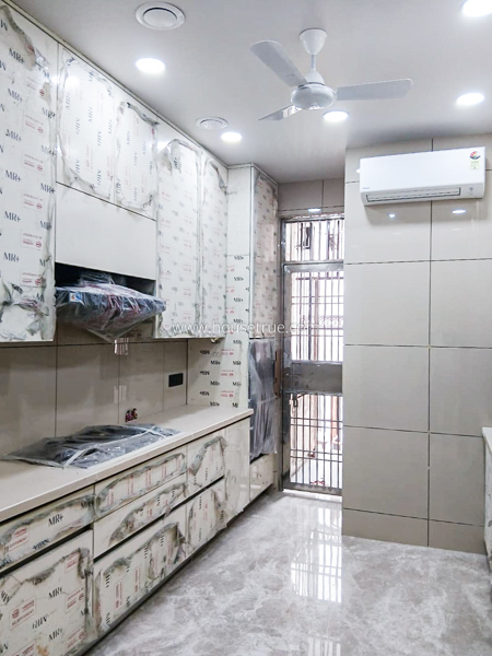 3 BHK Flat For Rent in Defence Colony