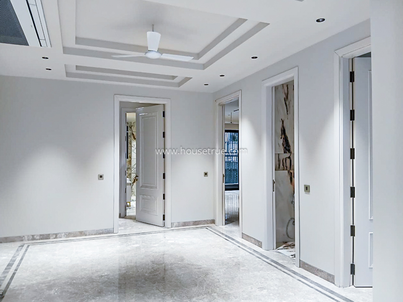 3 BHK Builder Floor For Rent in Defence Colony