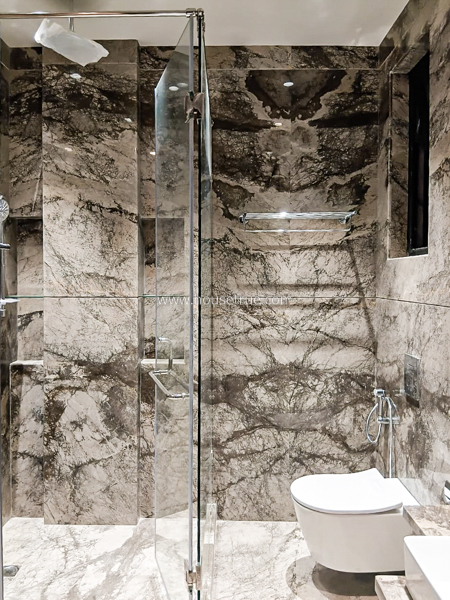 3 BHK Flat For Rent in Defence Colony