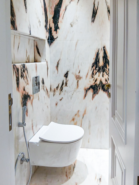 3 BHK Builder Floor For Rent in Defence Colony