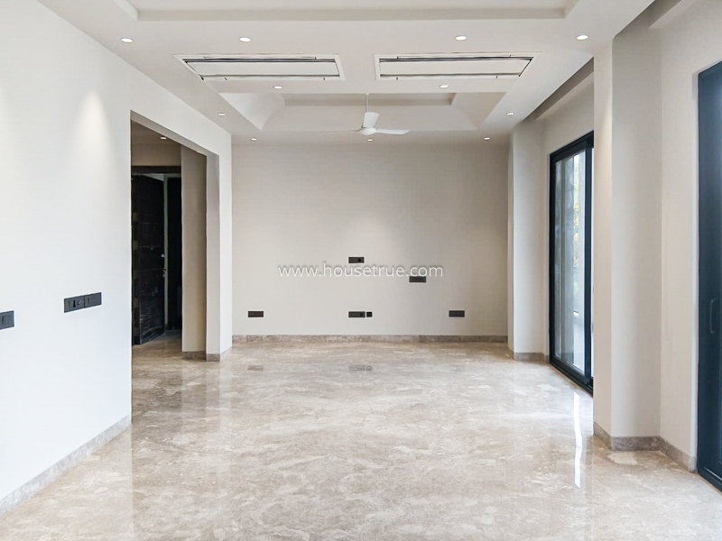 3 BHK Flat For Rent in Defence Colony