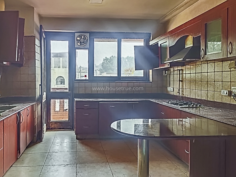 4 BHK Duplex For Rent in Shanti Niketan