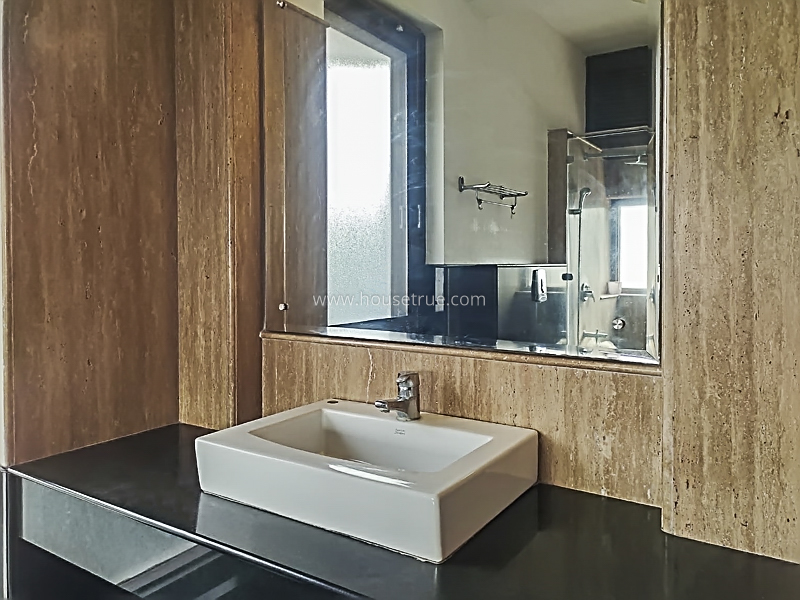 4 BHK Duplex For Rent in Shanti Niketan