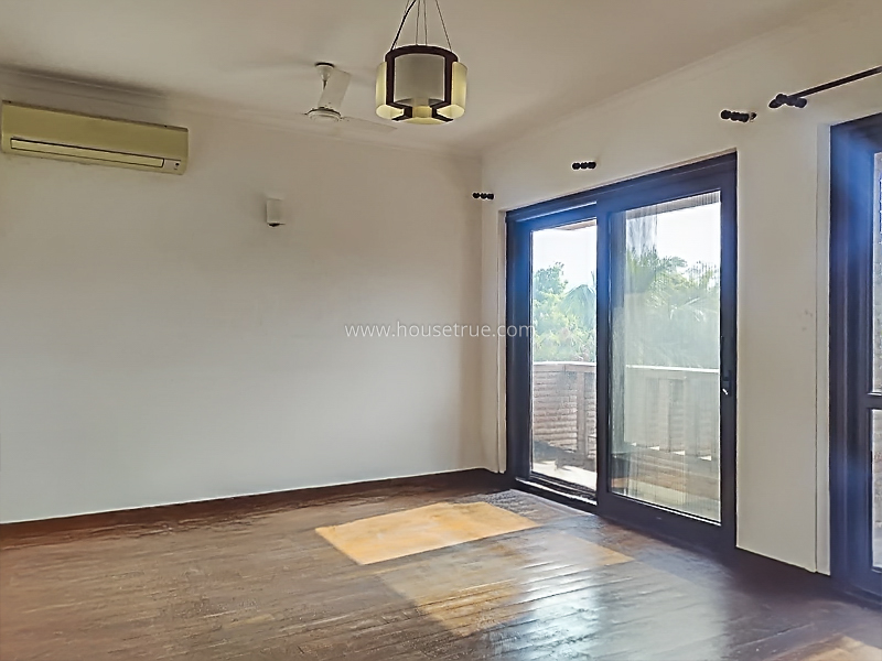 4 BHK Duplex For Rent in Shanti Niketan