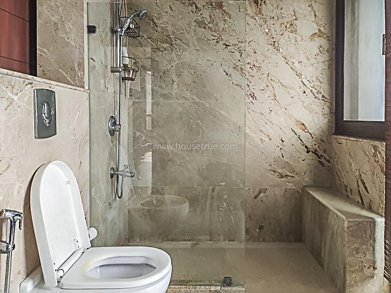 4 BHK Duplex For Rent in Shanti Niketan