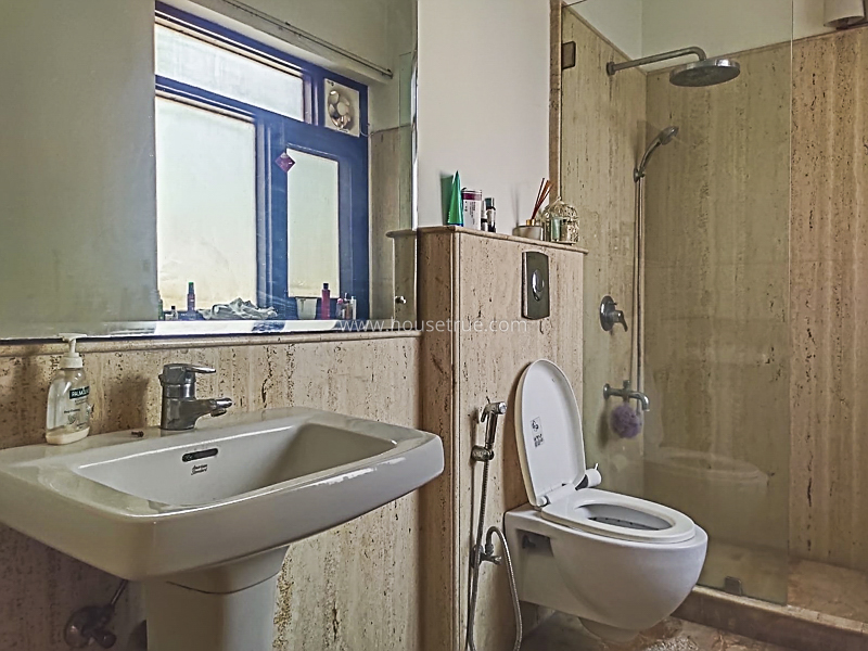 4 BHK Duplex For Rent in Shanti Niketan