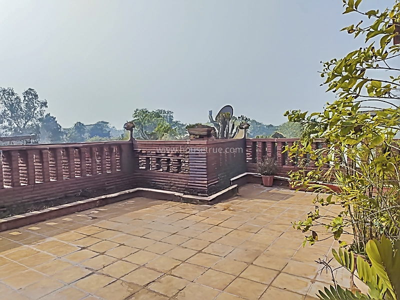 4 BHK Duplex For Rent in Shanti Niketan