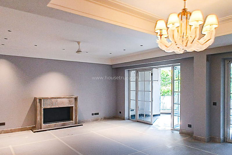 4 BHK Flat For Rent in Hailey Road