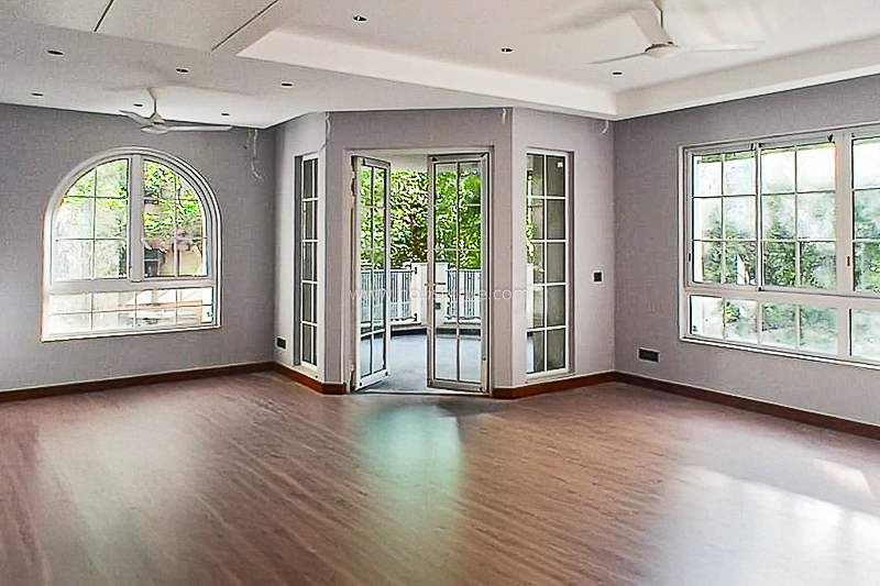 4 BHK Flat For Rent in Hailey Road