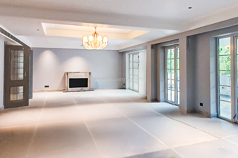 4 BHK Flat For Rent in Hailey Road