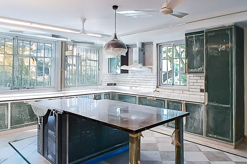 4 BHK Flat For Rent in Hailey Road