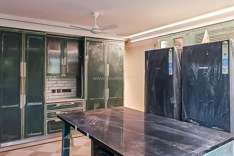 4 BHK Flat For Rent in Hailey Road