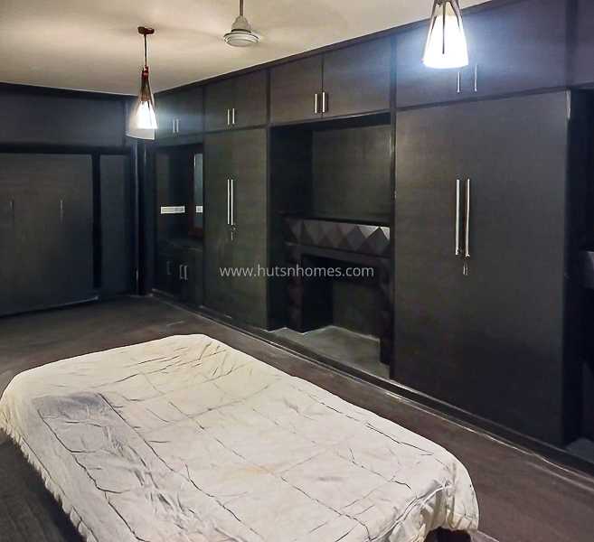 4 BHK Flat For Rent in Greater Kailash Part 2