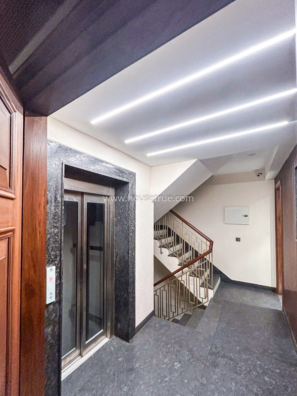 3 BHK Builder Floor For Rent in Chanakyapuri