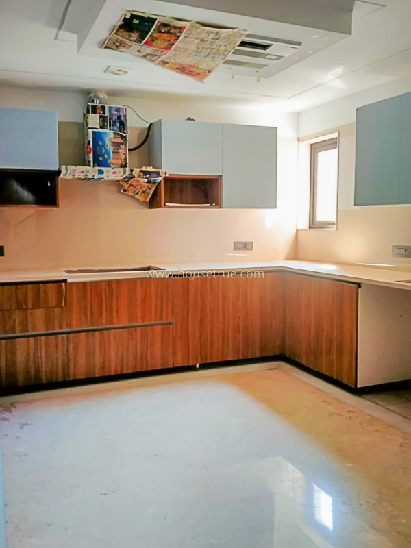 3 BHK Builder Floor For Rent in Chanakyapuri