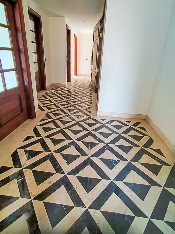 3 BHK Builder Floor For Rent in Chanakyapuri