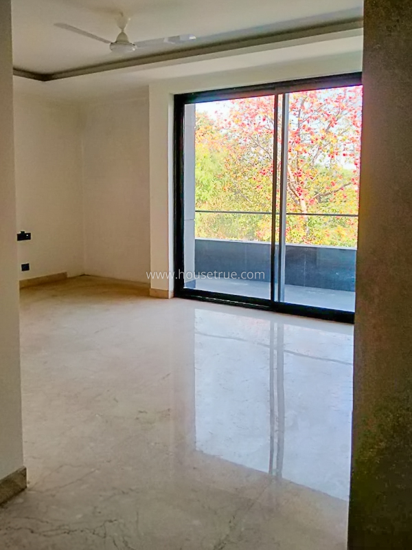 3 BHK Builder Floor For Rent in Chanakyapuri