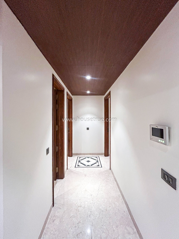 3 BHK Builder Floor For Rent in Chanakyapuri