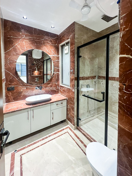 3 BHK Flat For Rent in Safdarjung Enclave