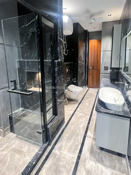 3 BHK Flat For Rent in Safdarjung Enclave