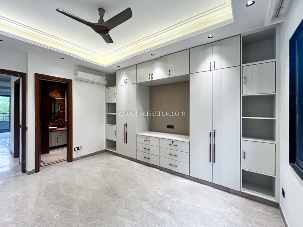 3 BHK Flat For Rent in Safdarjung Enclave