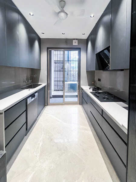 3 BHK Flat For Rent in Safdarjung Enclave