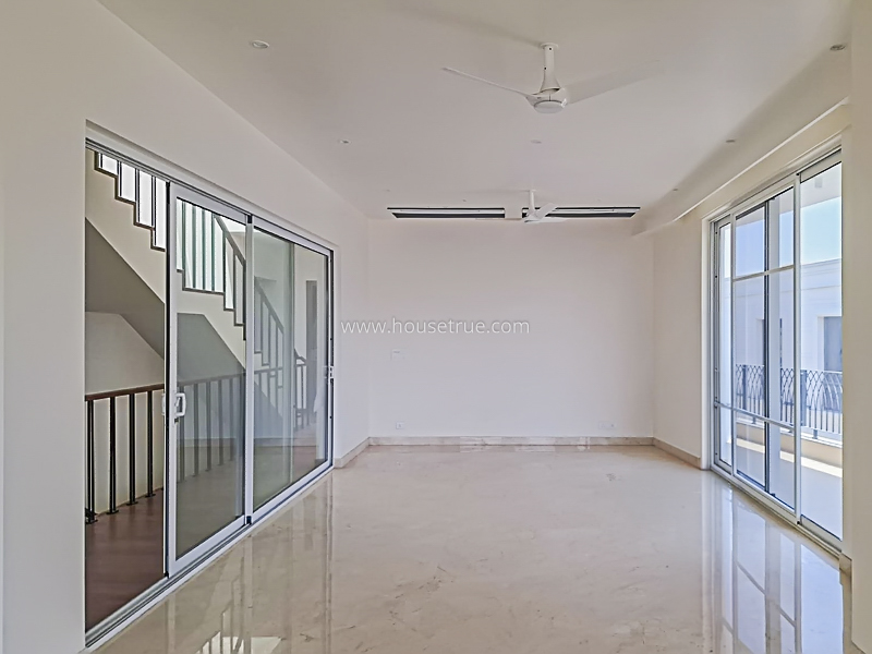 4 BHK Duplex For Rent in Shanti Niketan
