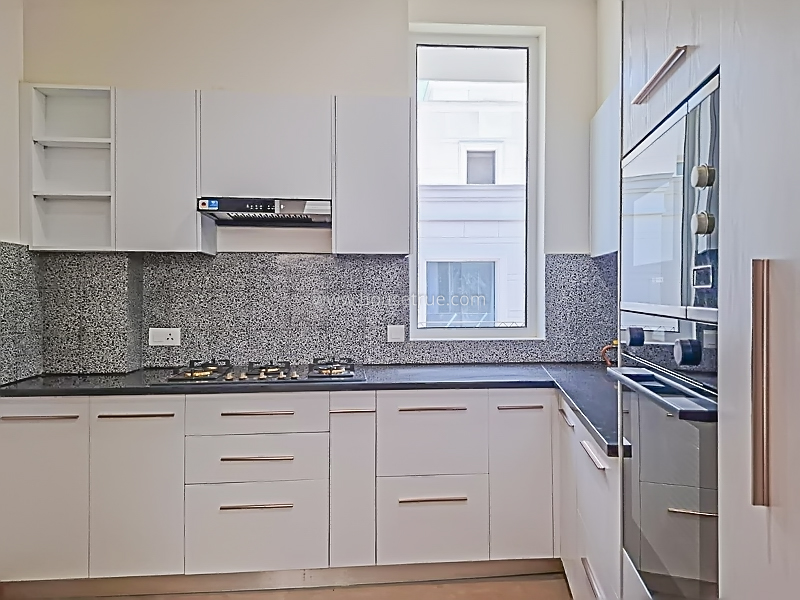 4 BHK Duplex For Rent in Shanti Niketan