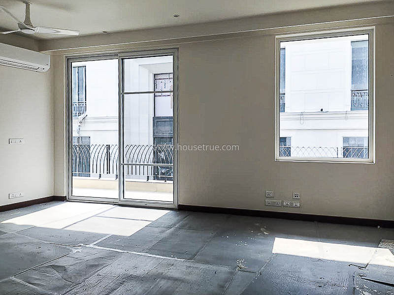 4 BHK Duplex For Rent in Shanti Niketan