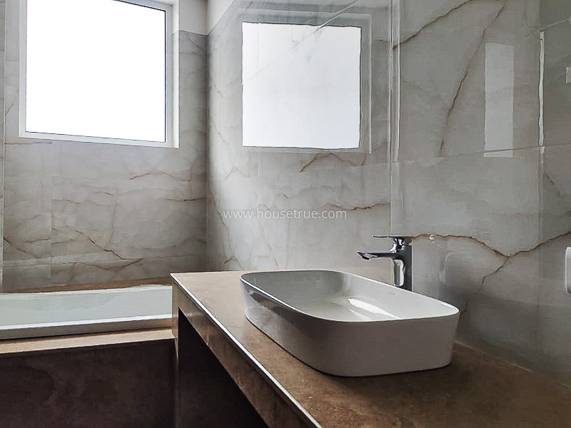 4 BHK Duplex For Rent in Shanti Niketan