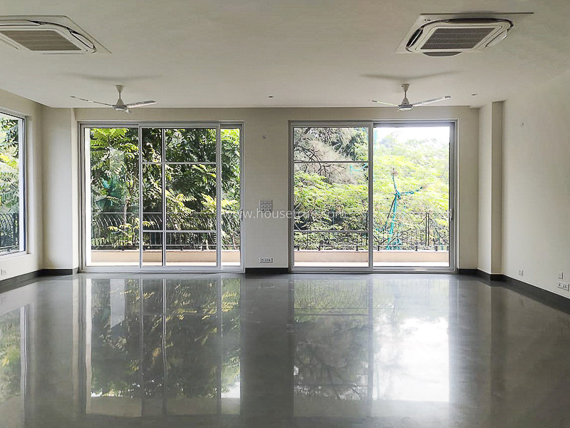 4 BHK Builder Floor For Rent in Shanti Niketan