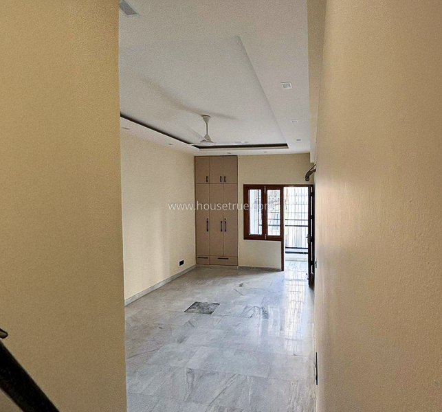 3 BHK Flat For Sale in Greater Kailash Part 1