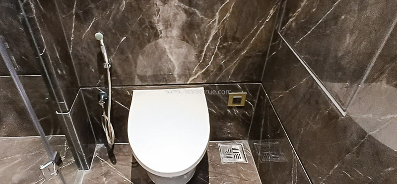 4 BHK Flat For Rent in Friends Colony West