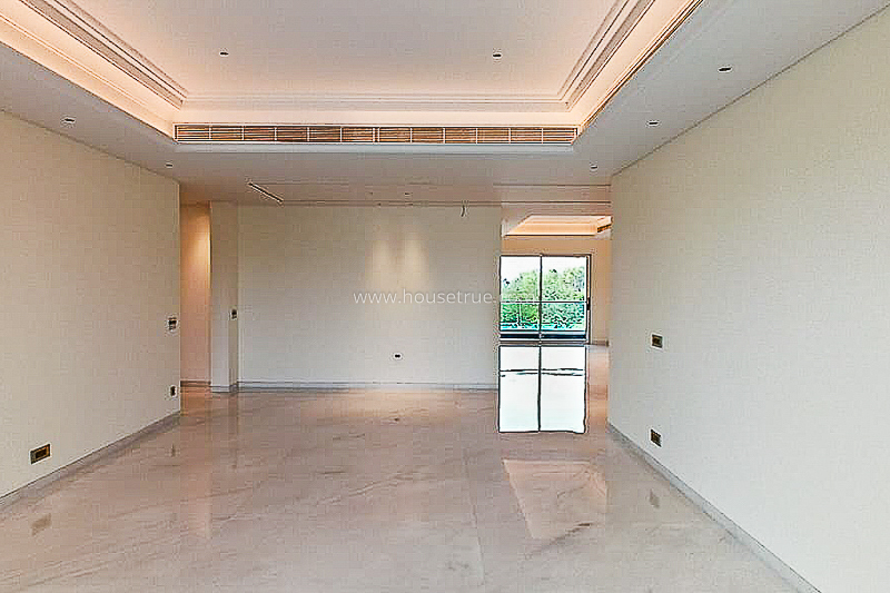 4 BHK Flat For Rent in Friends Colony West