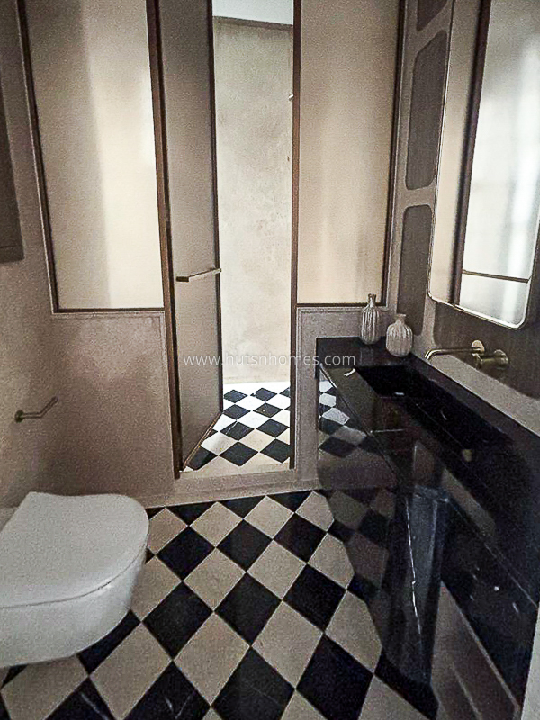 4 BHK Builder Floor For Rent in Vasant Vihar