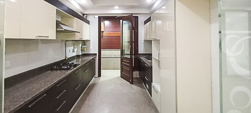 3 BHK Flat For Rent in Defence Colony