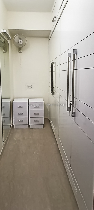 3 BHK Flat For Rent in Defence Colony